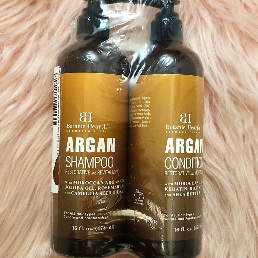 Brand New BOTANIC HEARTH ARGAN SHAMPOO & CONDITIONER-2CT